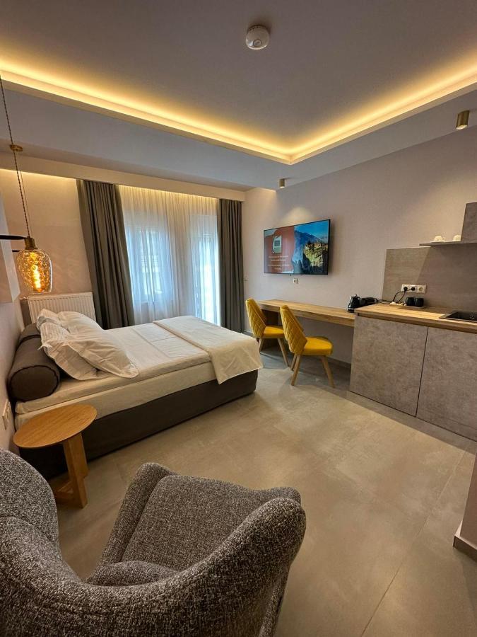 Meteora Gold And Glass Kalampáka Ngoại thất bức ảnh