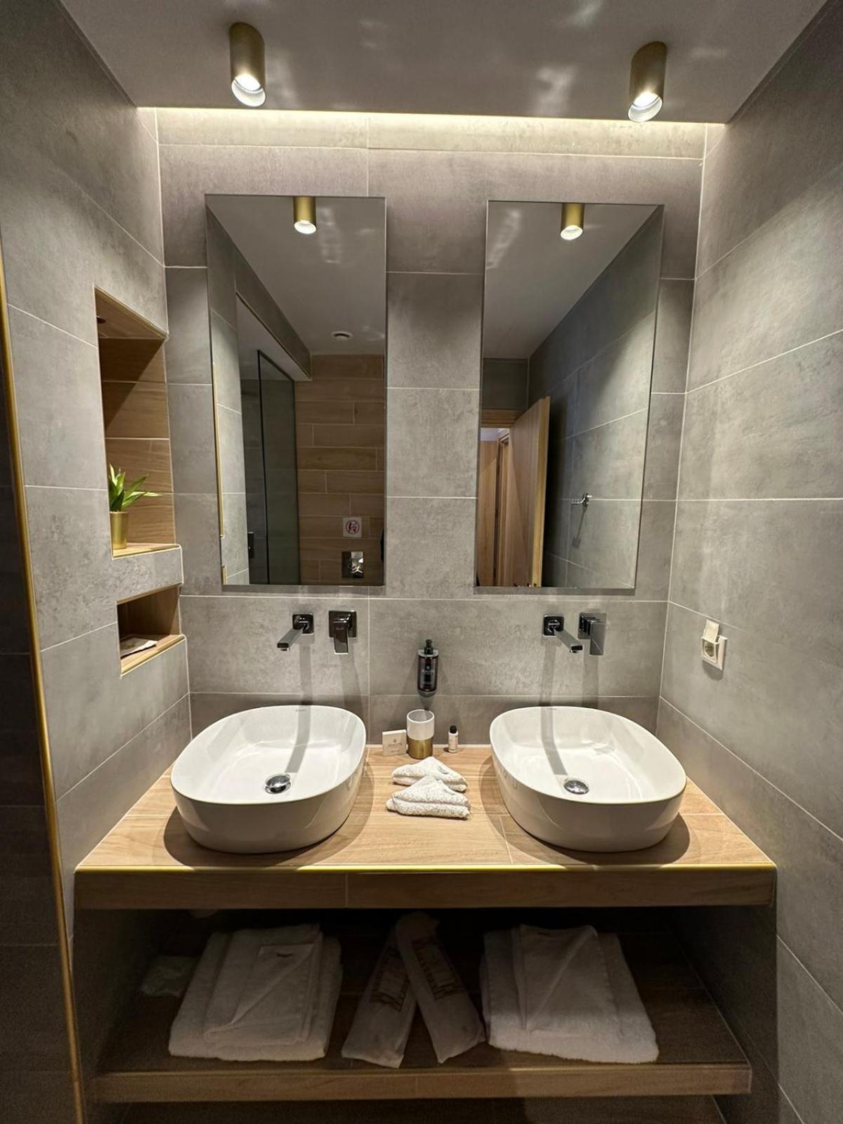 Meteora Gold And Glass Kalampáka Ngoại thất bức ảnh
