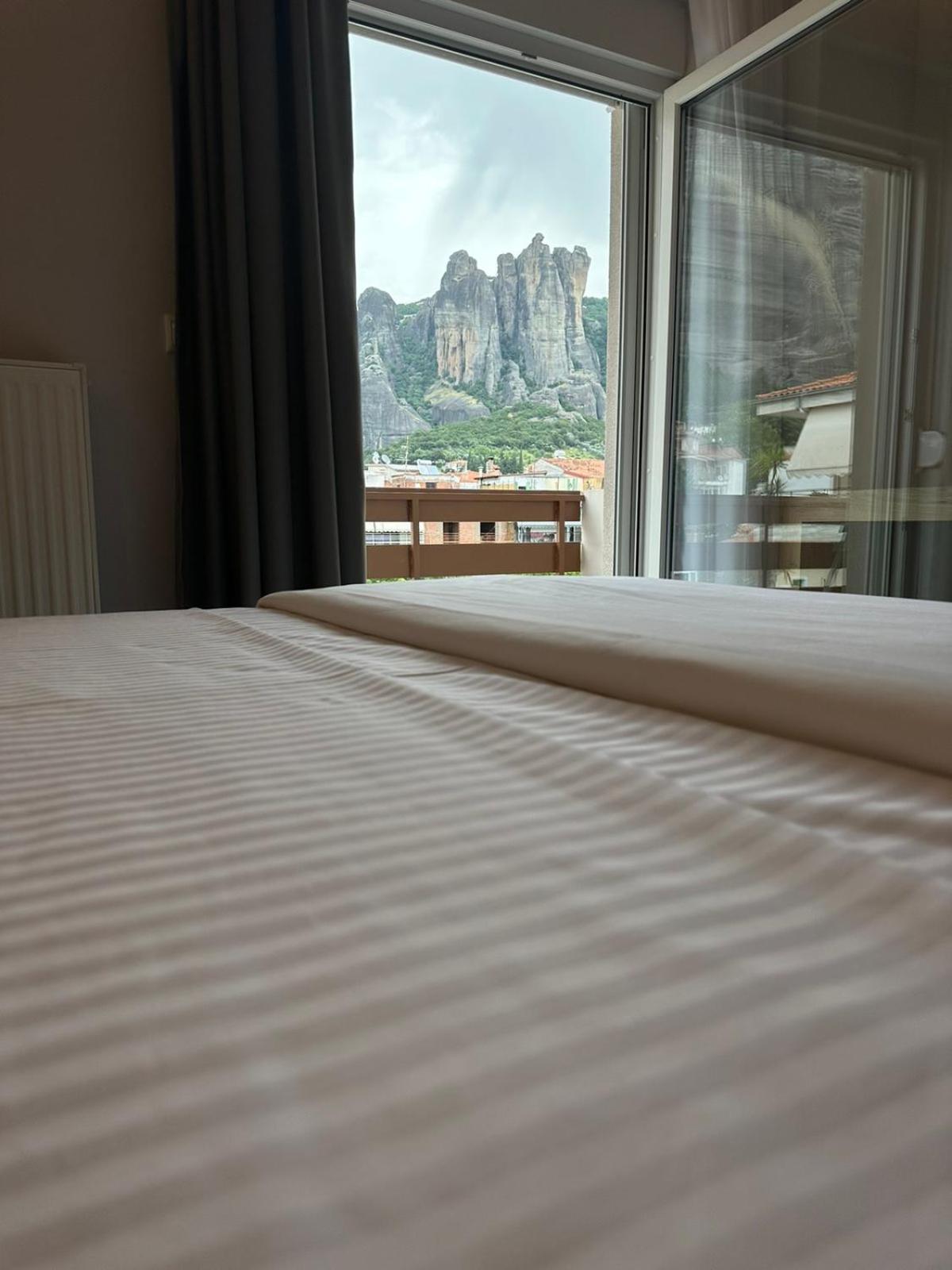 Meteora Gold And Glass Kalampáka Ngoại thất bức ảnh