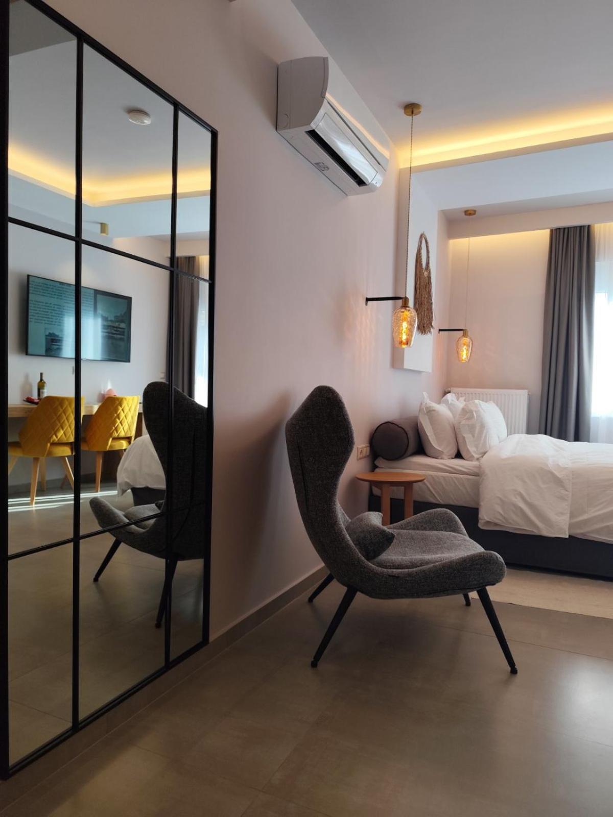 Meteora Gold And Glass Kalampáka Ngoại thất bức ảnh