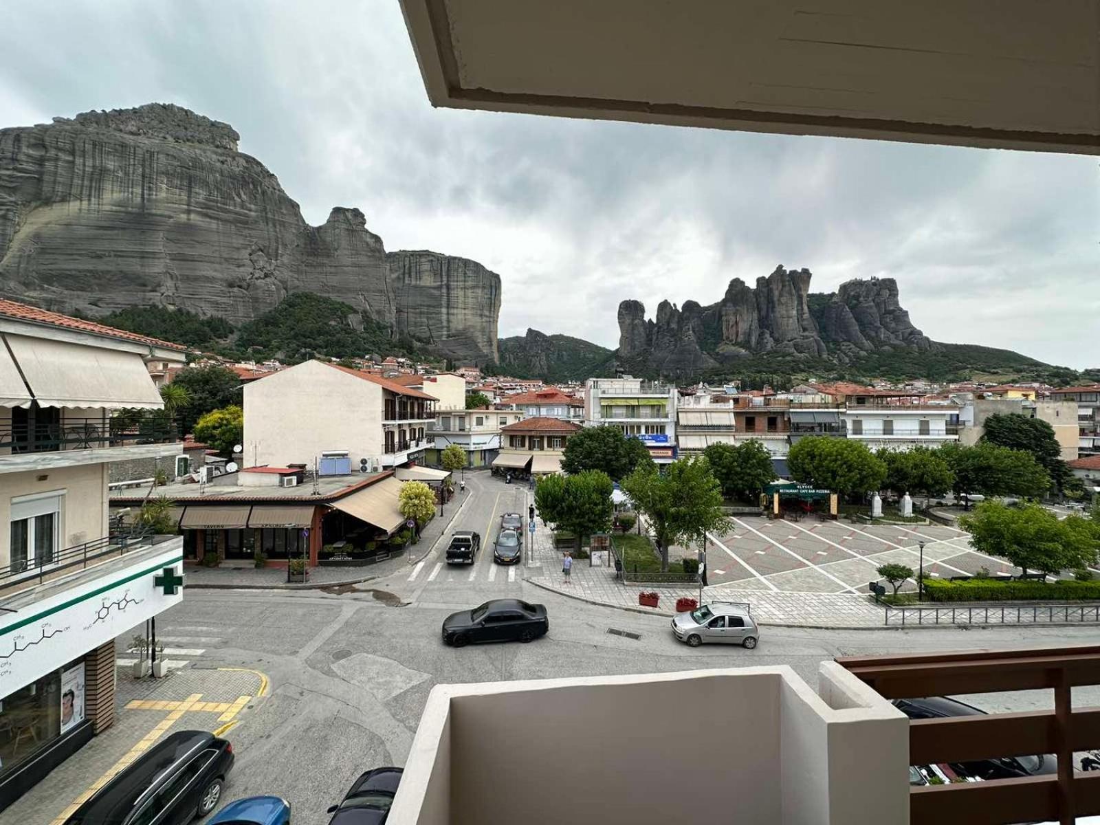 Meteora Gold And Glass Kalampáka Phòng bức ảnh